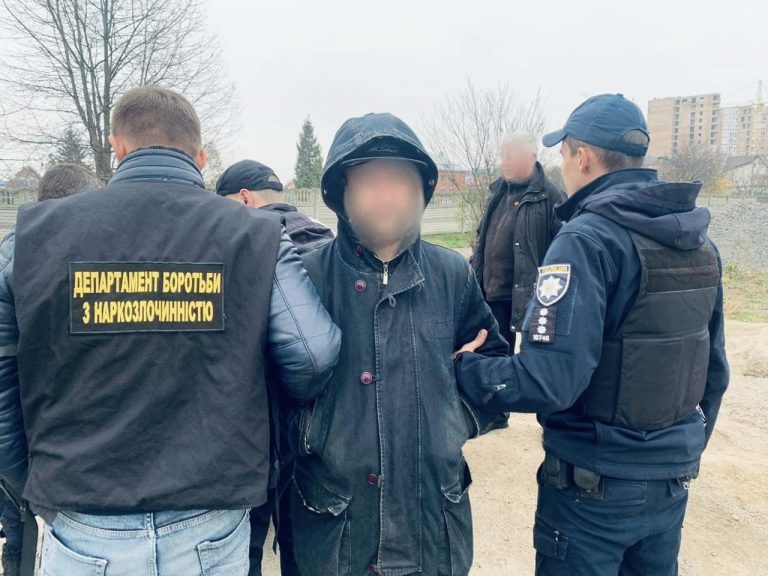 Поліція викрила трьох прикарпатців, які лишали "закладки" на території області 5 314352237 166603722680532 1713776366214503005 n