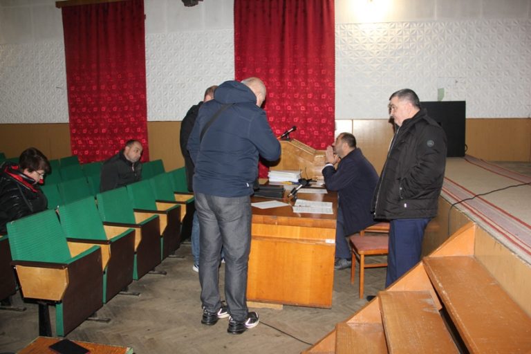 У Болехові депутати не слухають мера: третій раз за листопад зірвали сесію (ФОТО)