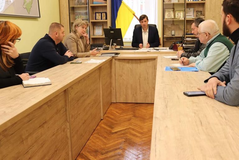 У Калуші люди не змогли здати аналізи, бо не було світла: яке рішення прийняла влада