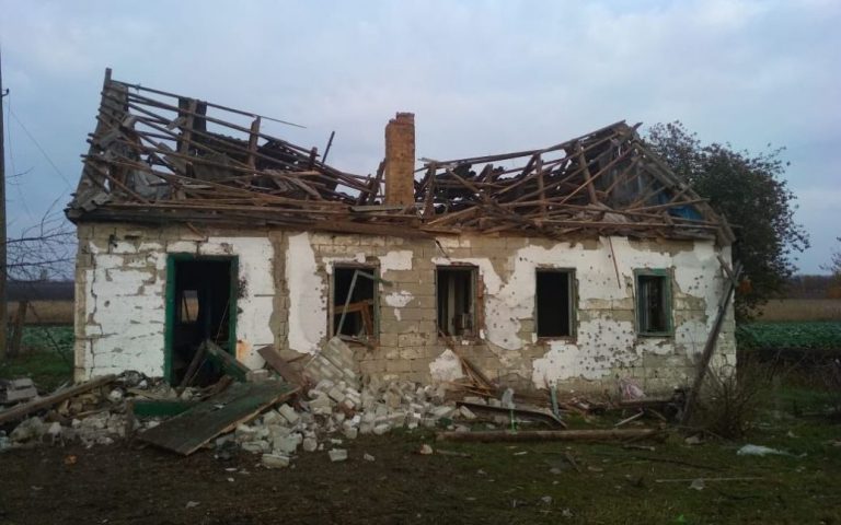 Загинула родина: на Харківщині чоловік приніс додому уламок ракети, де він здетонував (ФОТО)