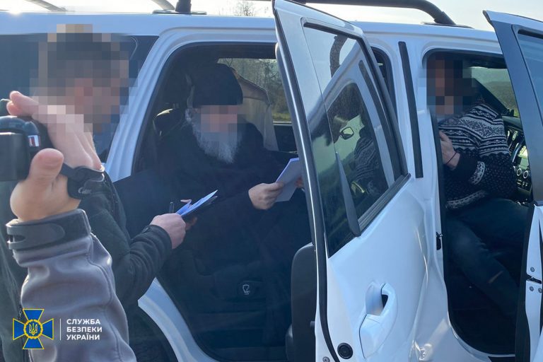 СБУ повідомила про підозру митрополиту однієї з єпархій УПЦ МП (ФОТО) 1 472a431d6f36ca1eab7078df68e7a138