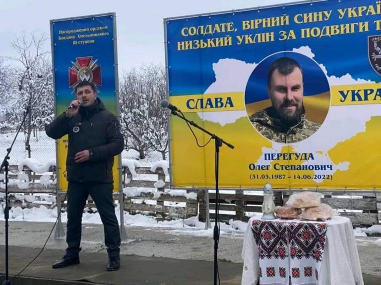 На Калущині відкрили пам’ятну дошку захисникові Олегу Перегуді 4 FB IMG 1669011904820