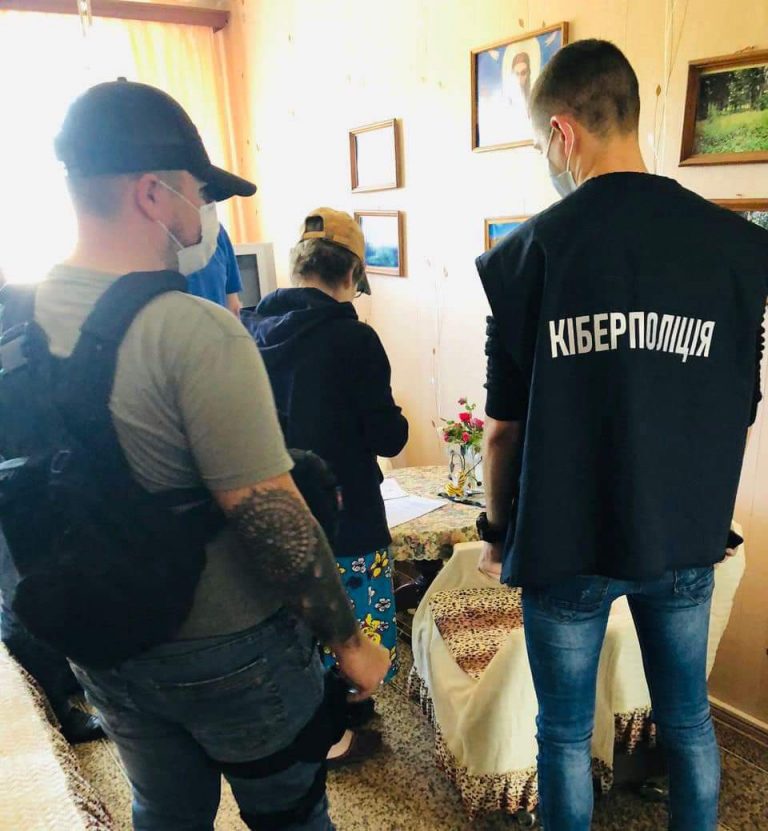 Підтримувала агресію рф проти України: поліцейські повідомили про підозру прикарпатці 2 FB IMG 1669377676083