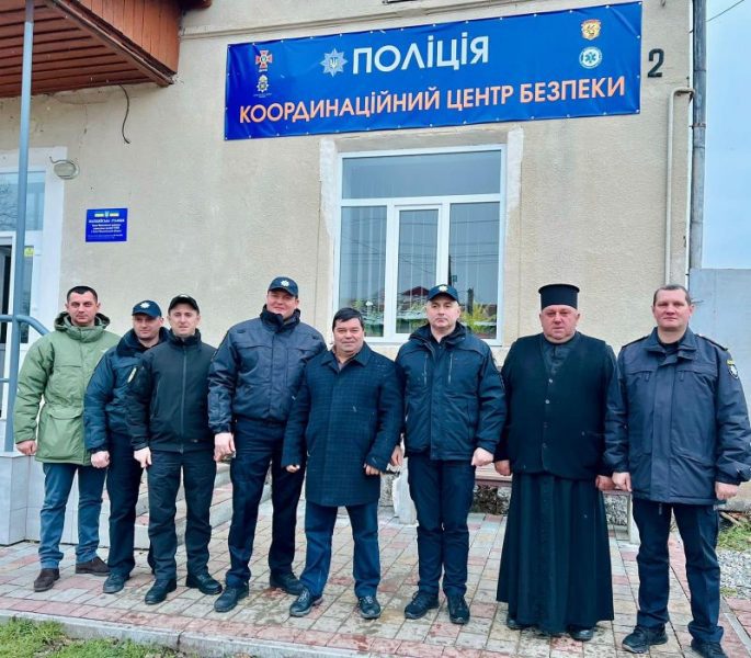 Щоб не їхати в Тисменицю чи Франківськ: у Лисці відкрили поліцейську станцію (ФОТО)