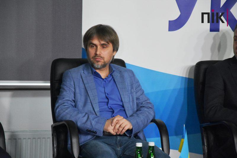 "Розвиток бізнес сектору України": стартувала головна економічна подія року для Прикарпаття (ФОТО) 39 DSC 0271 scaled