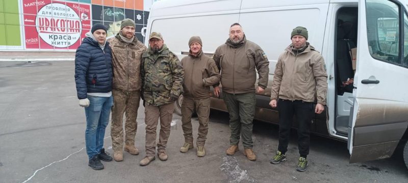 Джип, голубці, тепловізори: очільник Богородчан розповів, що відвезли військовим на фронт (ФОТО)