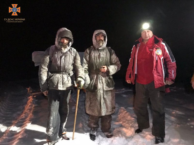 Тиждень подорожували горами: у Карпатах рятувальники допомогли туристам з Франківщини