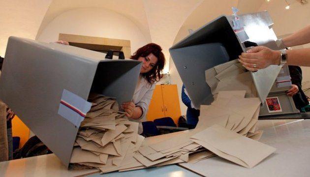 Вибори у Чехії: діючий президент залишає посаду після 10 років