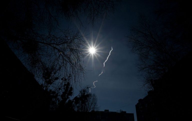 Сили оборони збили вночі вісім ударних безпілотників 10 raketu dron bpla litak zbili slid v nebi gettyimages 1239124872 15 1300x820 1 1 1300x820 1 1300x820