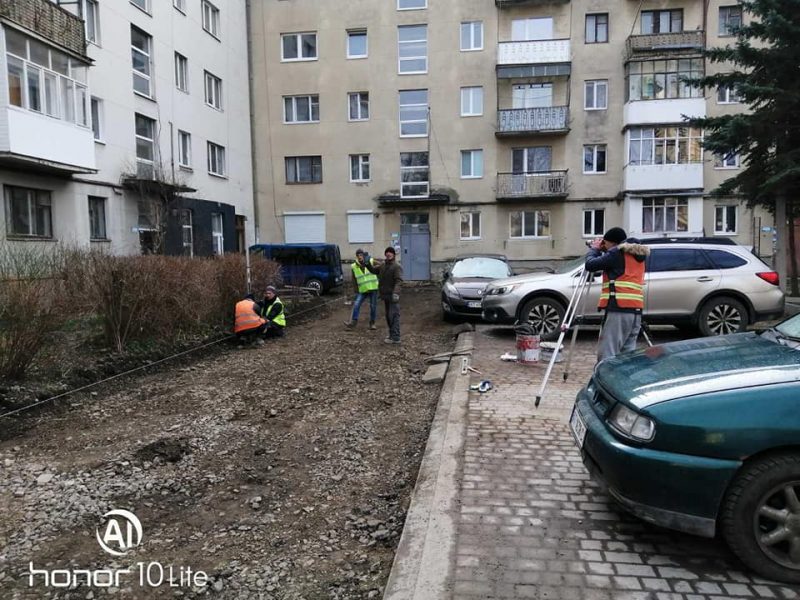 Вибрали найгірші: які двори відремонтують у Івано-Франківську цього року (ФОТО)