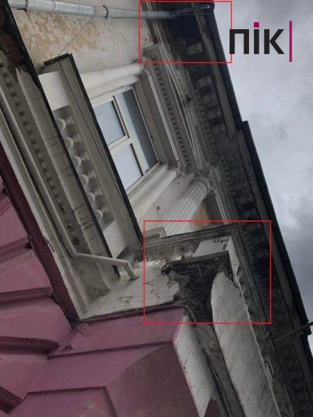 У Франківську руйнується на очах 130-річна пам’ятка архітектури (ФОТО) 5 334981485 590194469687753 7870256478969197981 n scaled