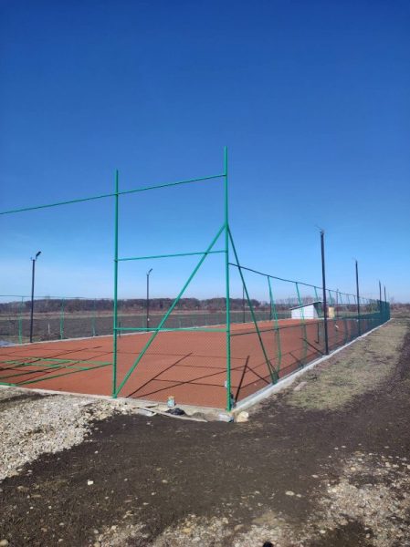 Буде своєрідним магнітом: у Заболотівській громаді будують тенісний корт (ФОТО)