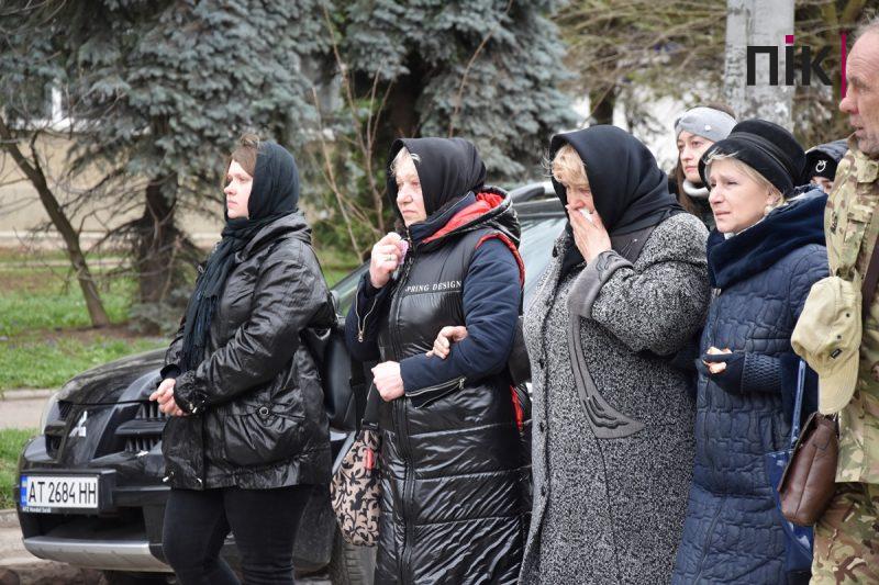 Прощання із Віталієм Меріновим: у Франківську траурна хода зібрала тисячі людей (ФОТО, ВІДЕО) 5 DSC 0009 scaled