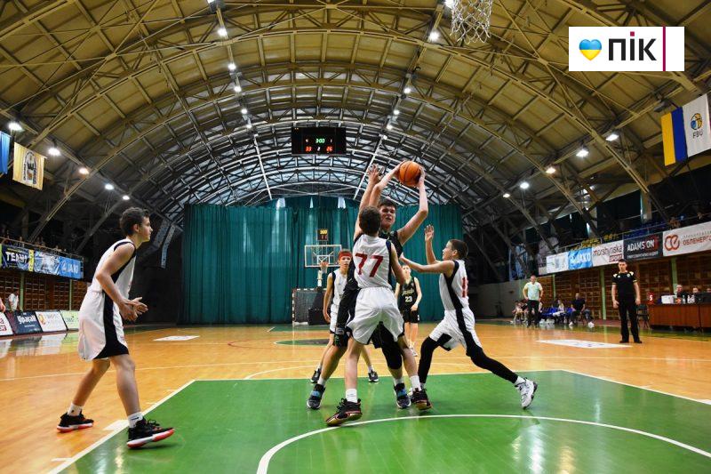 БАСКЕТБОЛ. В Івано-Франківську юнаки виборюють медалі ВЮБЛ України (ФОТО) 9 DSC 0356 scaled