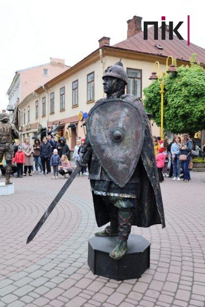 Люди Прикарпаття: як Івано-Франківськ відзначив 361-шу річницю (ФОТО) 34 IMG 0017 resize scaled