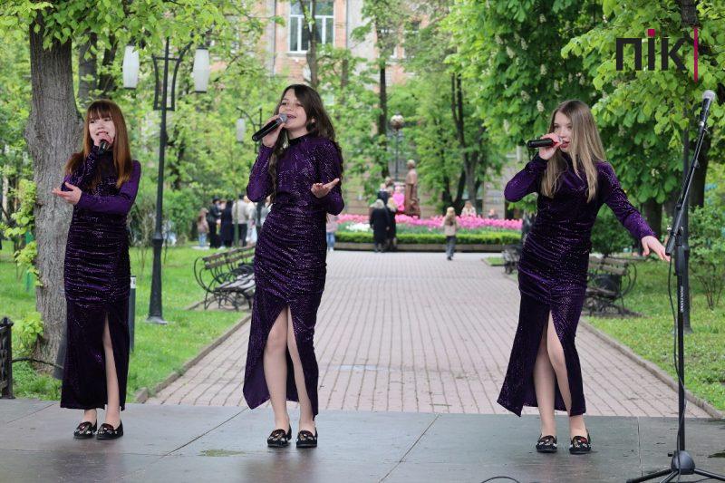 Люди Прикарпаття: як Івано-Франківськ відзначив 361-шу річницю (ФОТО) 19 IMG 0035 resize scaled