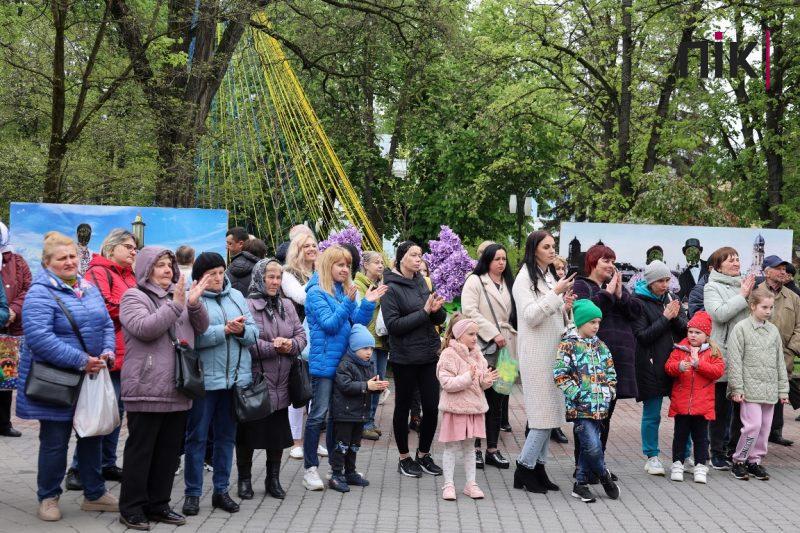 Люди Прикарпаття: як Івано-Франківськ відзначив 361-шу річницю (ФОТО) 16 IMG 0038 resize scaled