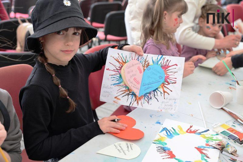 Люди Прикарпаття: на "Родинному святі" у Палаці Потоцьких (ФОТО) 5 IMG 3975 resize scaled