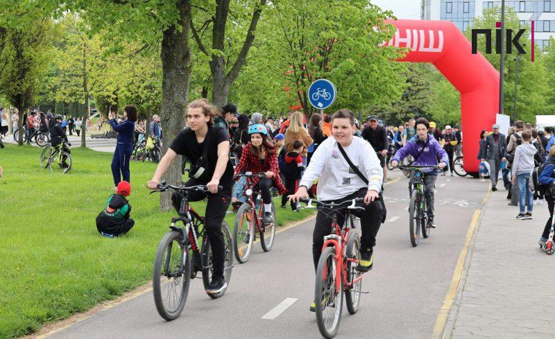 Люди Прикарпаття: велопробіг до Дня міста в Івано-Франківську (ФОТО) 11 IMG 7169 resize scaled