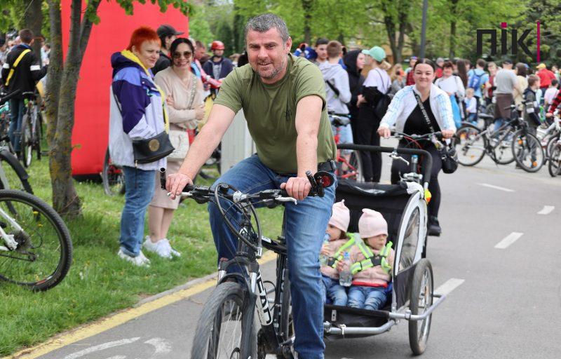 Люди Прикарпаття: велопробіг до Дня міста в Івано-Франківську (ФОТО) 3 IMG 7652 resize scaled
