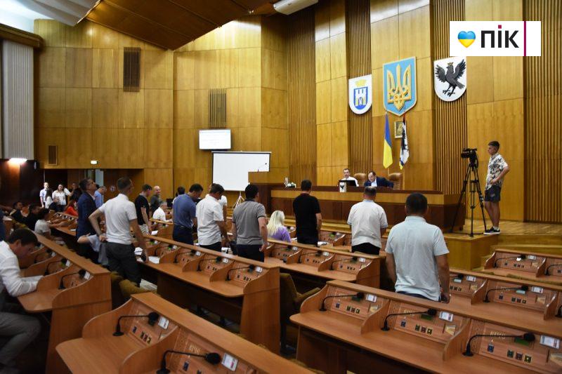 У Франківську депутати міськради не встигли розглянути усі питання на сесії: яка причина? (ФОТО) 2 DSC 0070 scaled