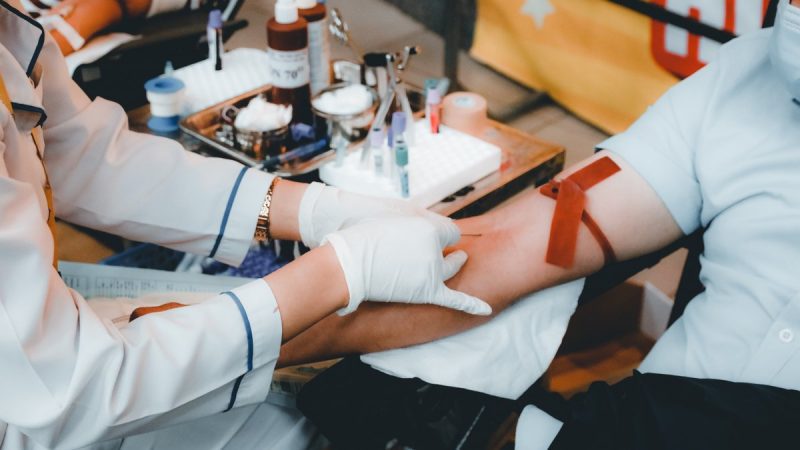 В Україні велика потреба всіх груп крові: донори якої потрібні у Франківську