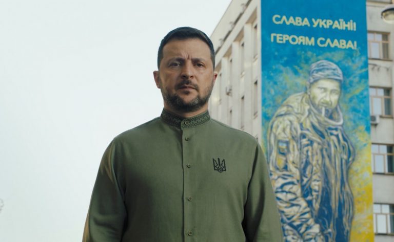 Президенту України – 48: що бажають українці Зеленському у його День народження 10 Володимир Зеленський оприлюднив декларацію про доходи за 2024 рік
