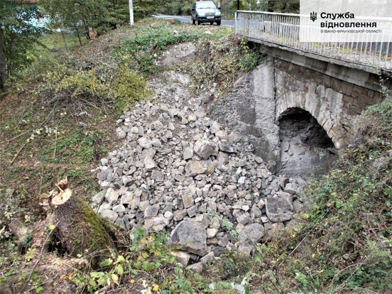 У Стопчатові на Косівщині розпочали капітальний ремонт ще одного мосту (ФОТО)