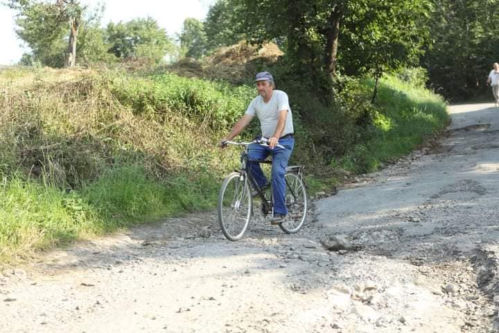 На Франківщині виділять кошти на ремонт дороги "Богородчани-Ланчин" (ФОТО)