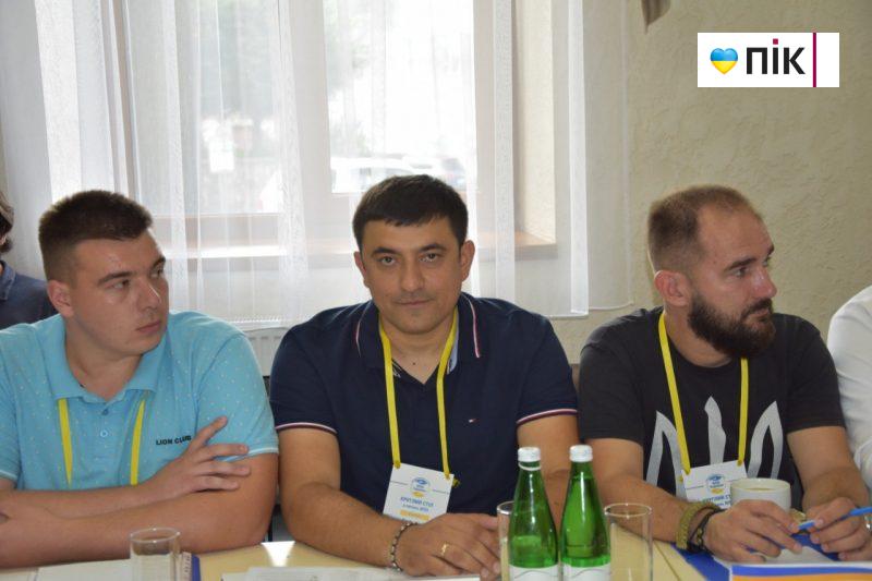 У Калуші радилися щодо покращення умов для переселенців, щоб вони не поверталися на окуповані території (ФОТО) 7 IMG 20230816 233343 418 scaled