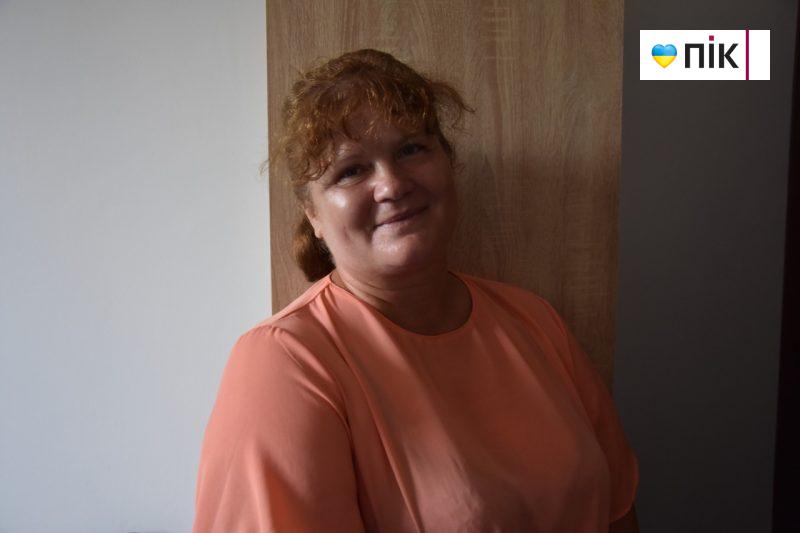 Нардепи прийшли до переселенців на Калущині: дізнавалися, як ті облаштувалися (ФОТО) 9 ac5fc070 65b1 40e0 9334 217cfa0d7bea scaled