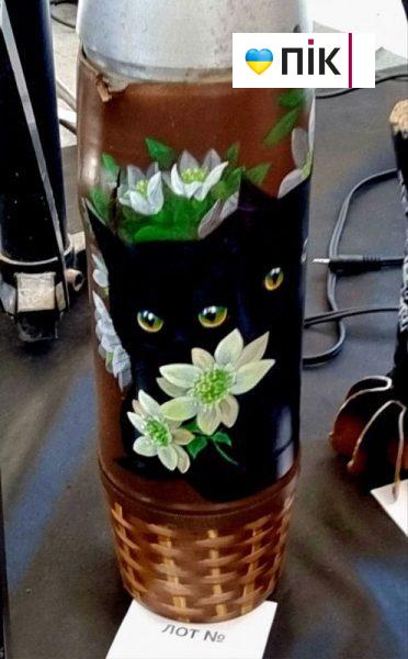 "Наш дім – Україна": у Франківську відкрилася виставка розмальованих військових трофеїв (ФОТО) 11 photo 2023 08 18 17 23 24 2 scaled