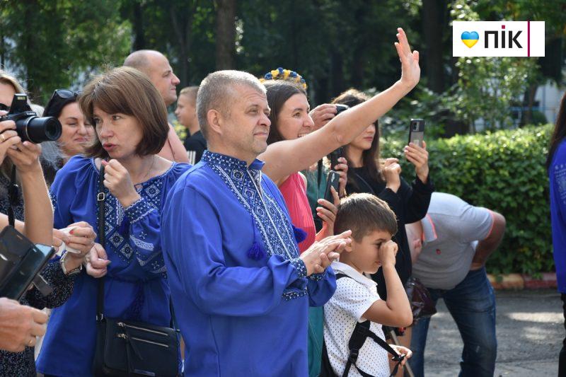 День знань: у Франківських школах пролунав перший дзвоник (ФОТОРЕПОРТАЖ) 12 DSC 0080 scaled