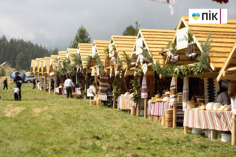 Колоритний Шепіт: як на благодійному фестивалі гостей приймали (ФОТОРЕПОРТАЖ) 2 IMG 0285 scaled