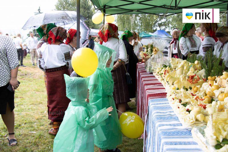 Колоритний Шепіт: як на благодійному фестивалі гостей приймали (ФОТОРЕПОРТАЖ) 3 IMG 0406 scaled