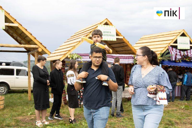 Колоритний Шепіт: як на благодійному фестивалі гостей приймали (ФОТОРЕПОРТАЖ) 48 IMG 0515 scaled