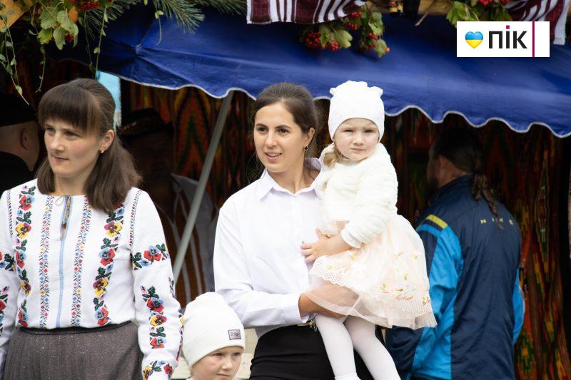 Колоритний Шепіт: як на благодійному фестивалі гостей приймали (ФОТОРЕПОРТАЖ) 47 IMG 0525 scaled