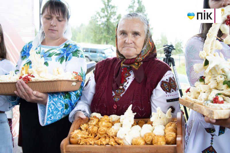 Колоритний Шепіт: як на благодійному фестивалі гостей приймали (ФОТОРЕПОРТАЖ) 21 IMG 0941 scaled