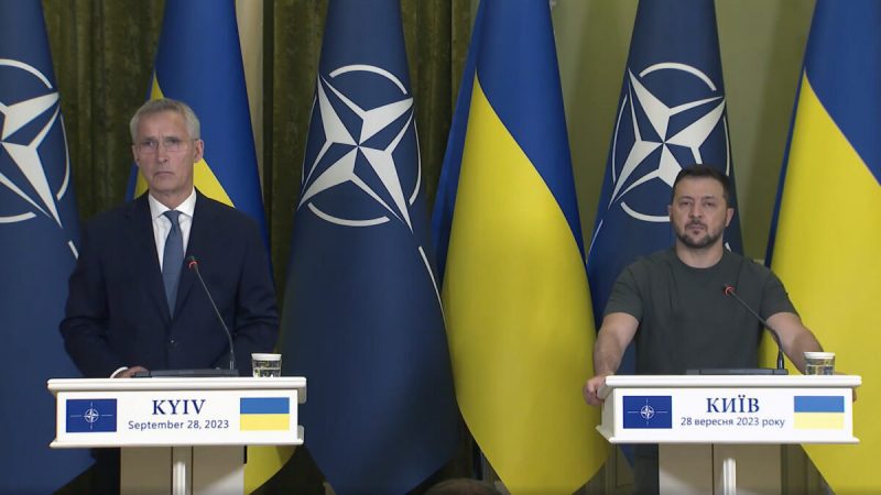 Генсек НАТО прибув до Києва: про що домовився із президентом Зеленським