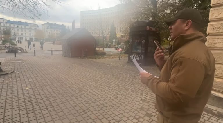 Нардеп Микола Тищенко у Франківську шукав "ворожі ботоферми" (ВІДЕО) 12 1111 1