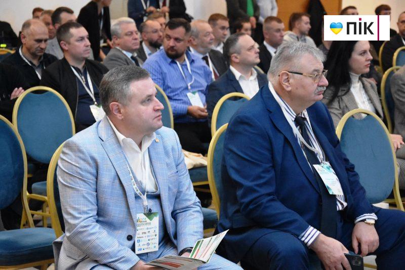 Об'єднання потенціалу ІФНТУНГ з ключовими галузевими компаніями: на Прикарпатті розпочався Міжнародний нафтогазовий форум (ФОТО) 5 DSC 0021 scaled