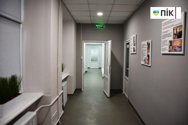 Комфорт, захист і безпека: як виглядає оновлений головний перший поверх обласного перинатального центру (ФОТОРЕПОРТАЖ) 22 DSC 0036 2 scaled