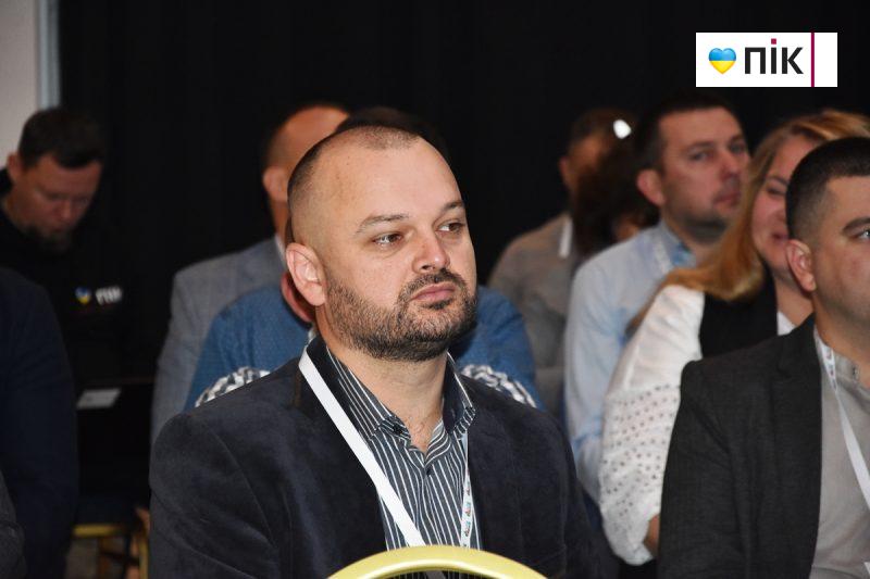 «Україна має стати флагманом розвитку нових джерел енергії»: на Прикарпатті відбувся Міжнародний нафтогазовий форум (ФОТОрепортаж) 6 DSC 0042 scaled