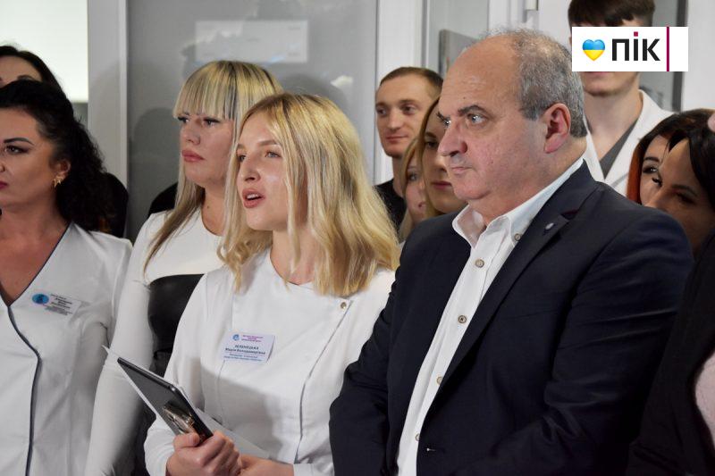 Комфорт, захист і безпека: як виглядає оновлений головний перший поверх обласного перинатального центру (ФОТОРЕПОРТАЖ) 8 DSC 0076 scaled