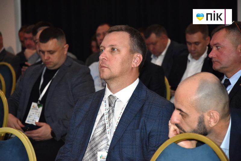 «Україна має стати флагманом розвитку нових джерел енергії»: на Прикарпатті відбувся Міжнародний нафтогазовий форум (ФОТОрепортаж) 19 DSC 0088 scaled