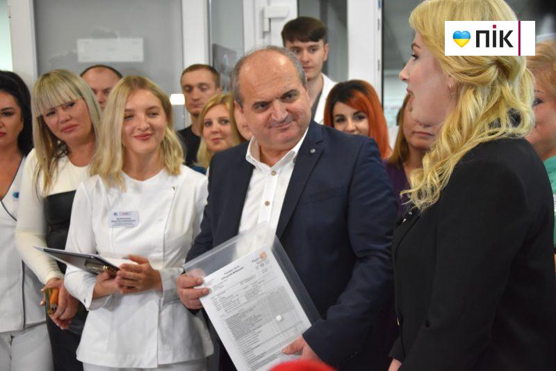 Комфорт, захист і безпека: як виглядає оновлений головний перший поверх обласного перинатального центру (ФОТОРЕПОРТАЖ) 11 DSC 0099 1 scaled