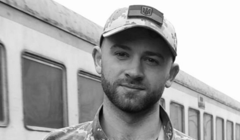 Герої не вмирають: у Франківську вшанують пам’ять Василія Стефанишина 4 photo 2023 02 05 09 58 05 2 1200x930 1