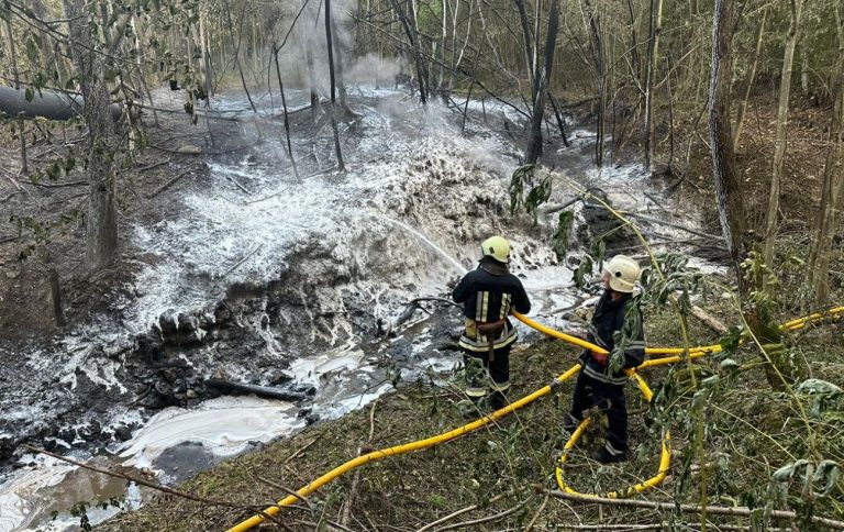 Стало відомо, скільки мостів потрібно відновити у Стримбі після вибуху нафтопроводу 7 Стало відомо, скільки мостів потрібно відновити у Стримбі після вибуху нафтопроводу