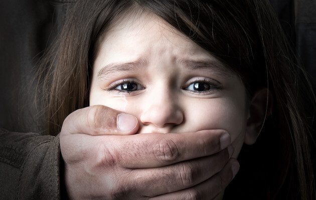 В Україні сформували реєстр засуджених за сексуальні злочини стосовно дітей