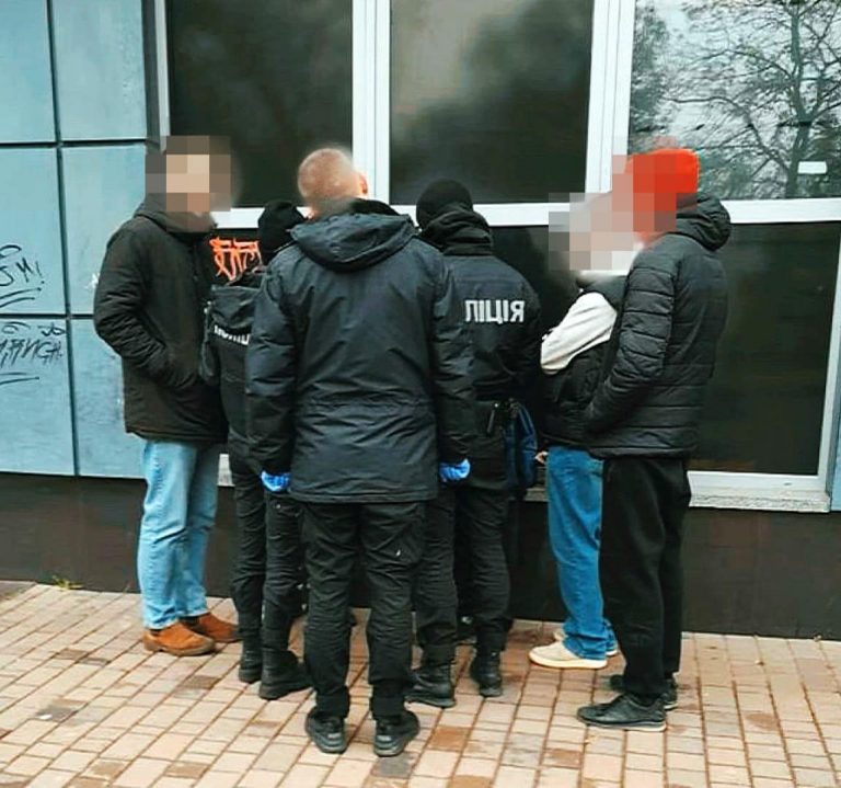 В Івано-Франківську затримали наркоділка: подробиці від поліції (ФОТО) 1 403725877 340314431976126 1634200019099404204 n